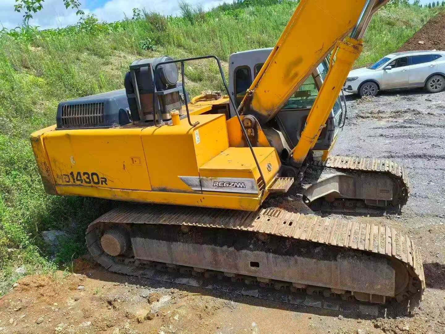 شراء حفارة Kato HD1430R مستعملة / 4