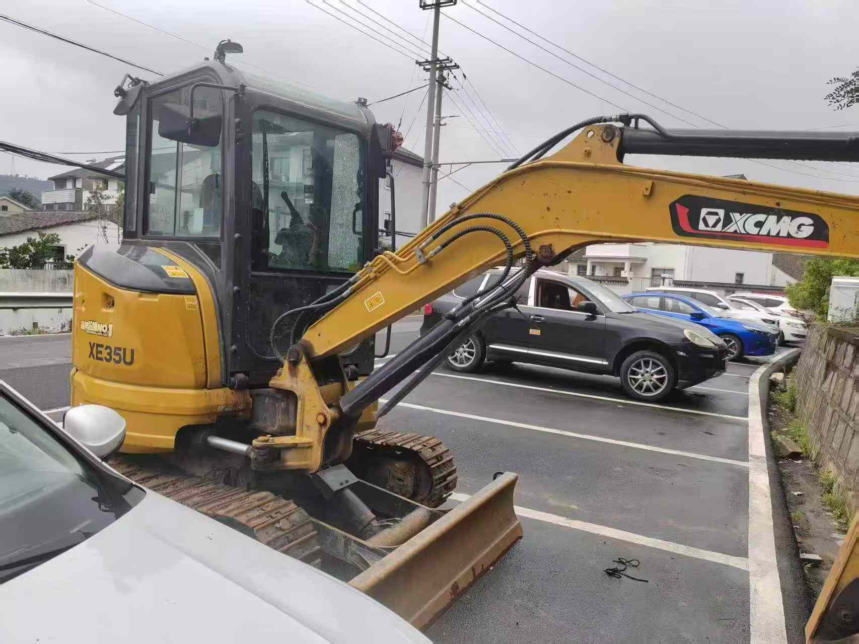 Buy XCMG XE35U Used Excavator / 5 Buy XCMG XE35U Used Excavator / 5
