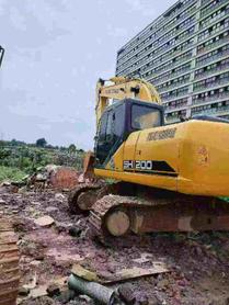 Buy Sumitomo SH200A5 Used Excavator / 5 Buy Sumitomo SH200A5 Used Excavator / 5