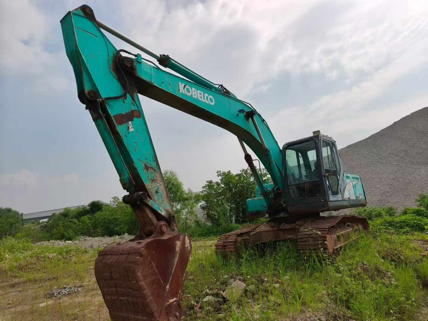 Buy Kobelco SK200-8 Used Excavator / 5 Buy Kobelco SK200-8 Used Excavator / 5