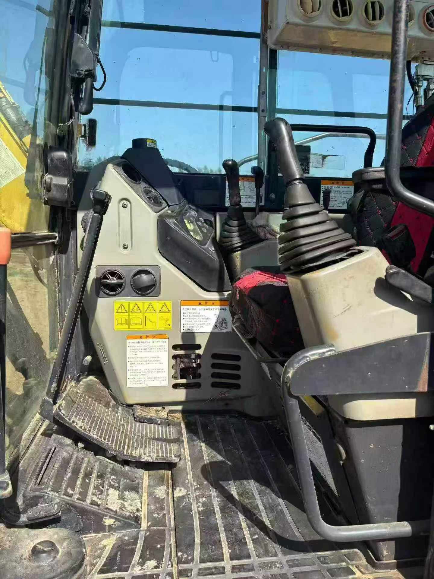 Buy Yanmar B65 Used Excavator / 5