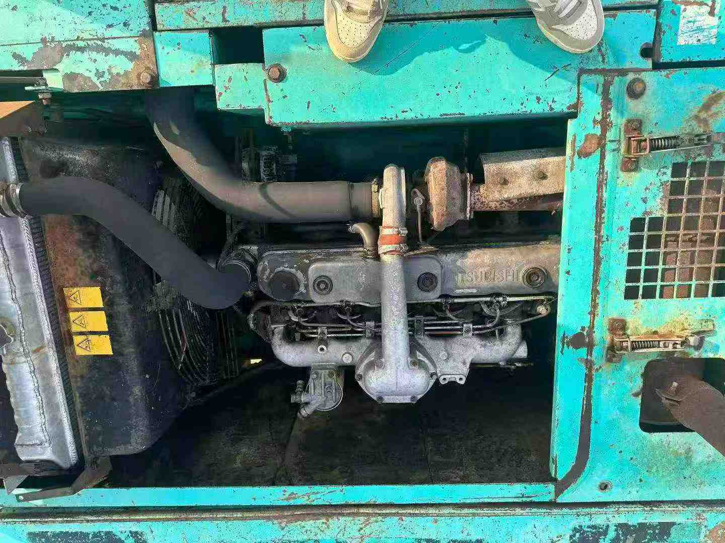 Buy Kobelco SK200-2 Used Excavator / 3