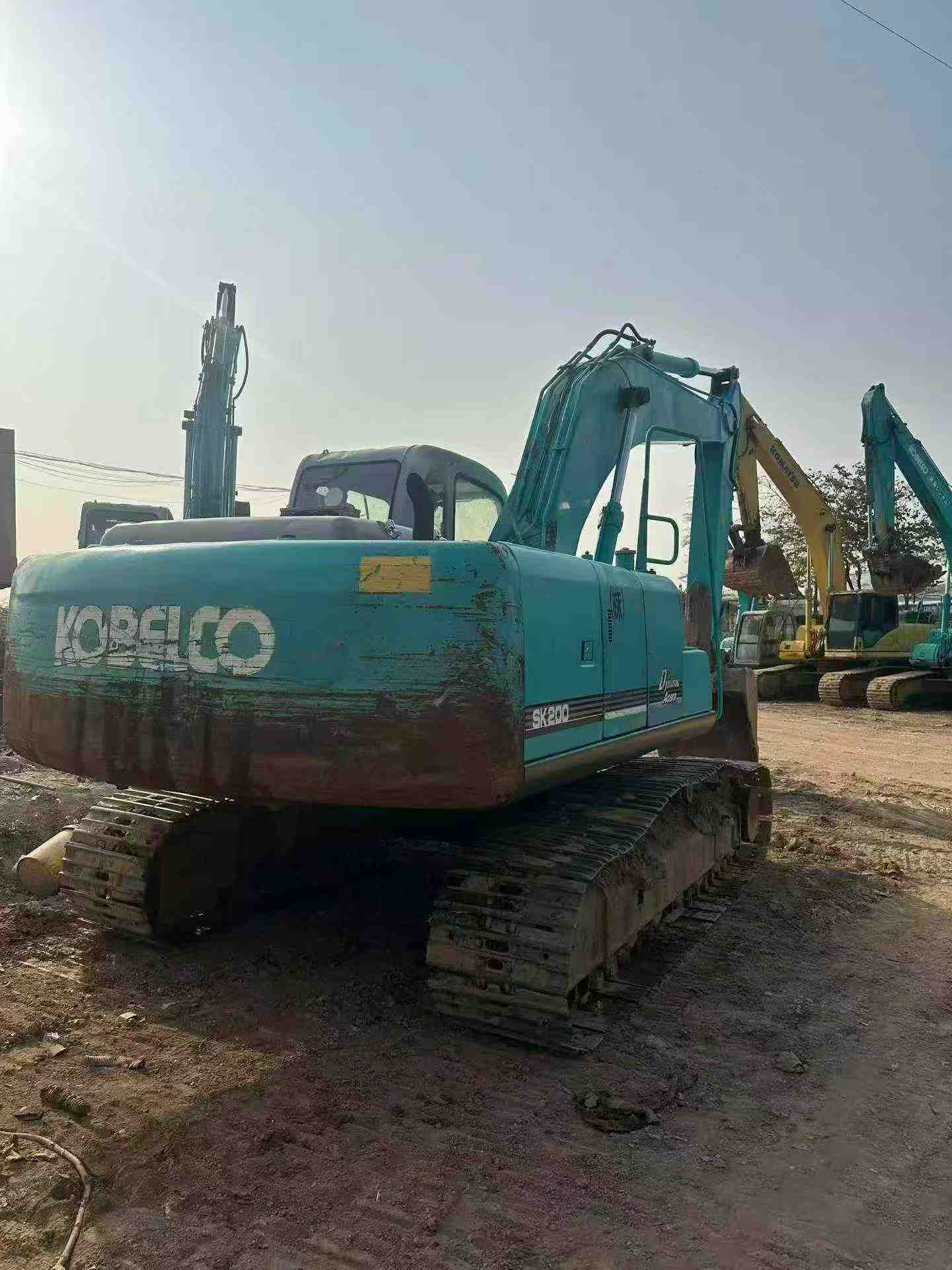 Buy Kobelco SK200-2 Used Excavator / 2