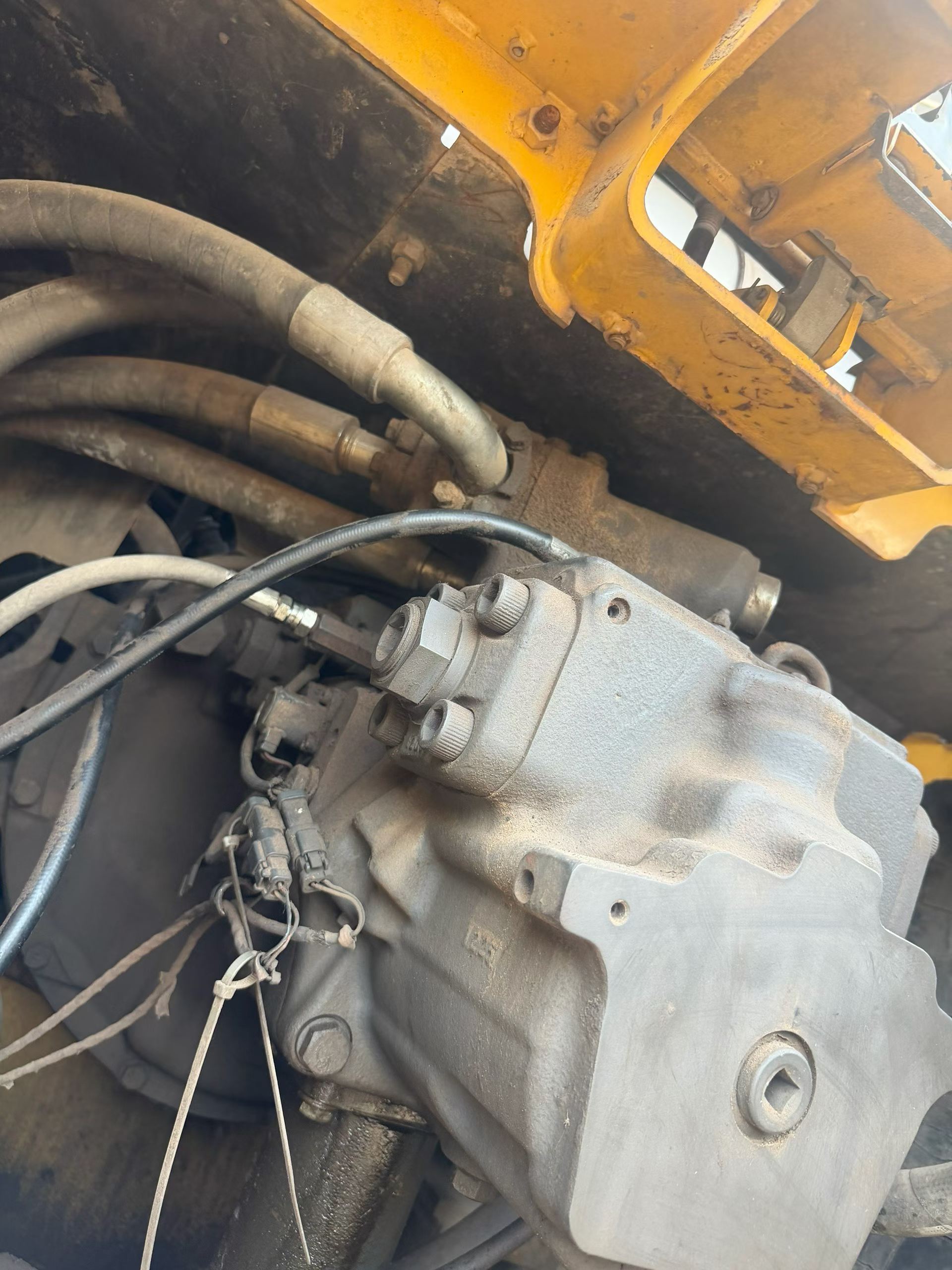 Buy Komatsu PC360-7 Used Excavator / 4