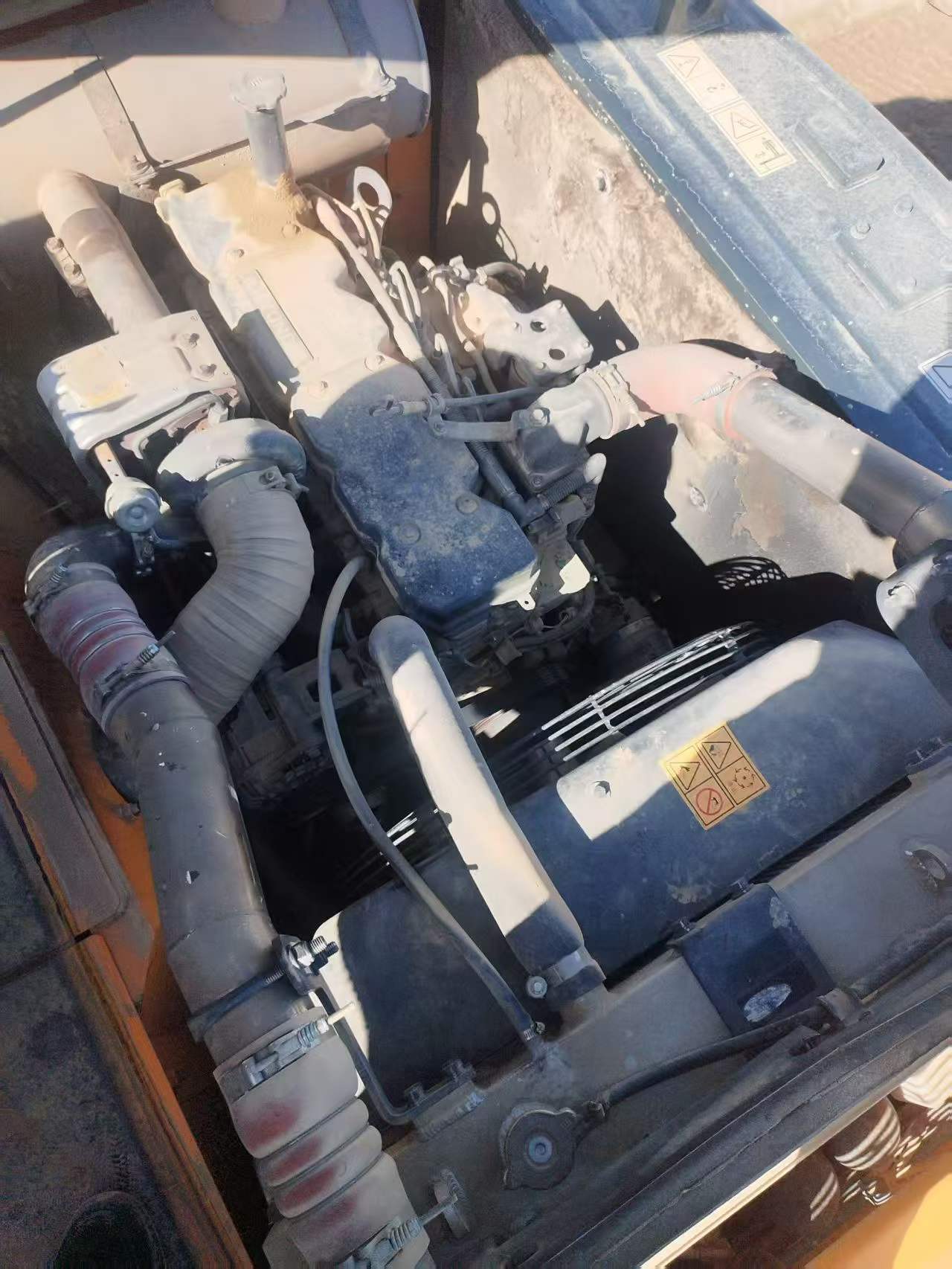 Compre Excavadora Hyundai R210WVS Usada / 2