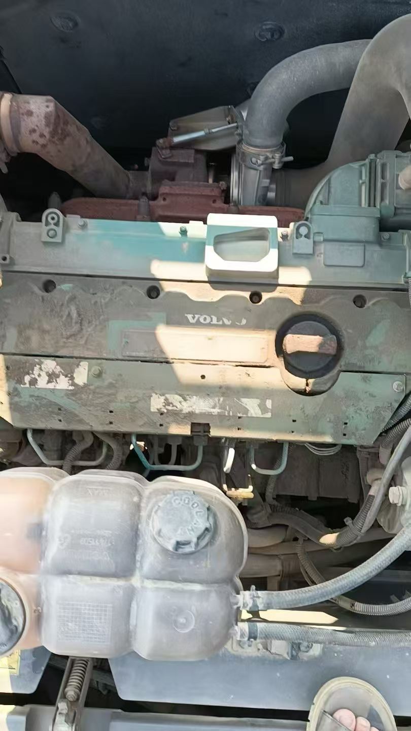 Buy Volvo EC200 Used Excavator / 3 Buy Volvo EC200 Used Excavator / 3