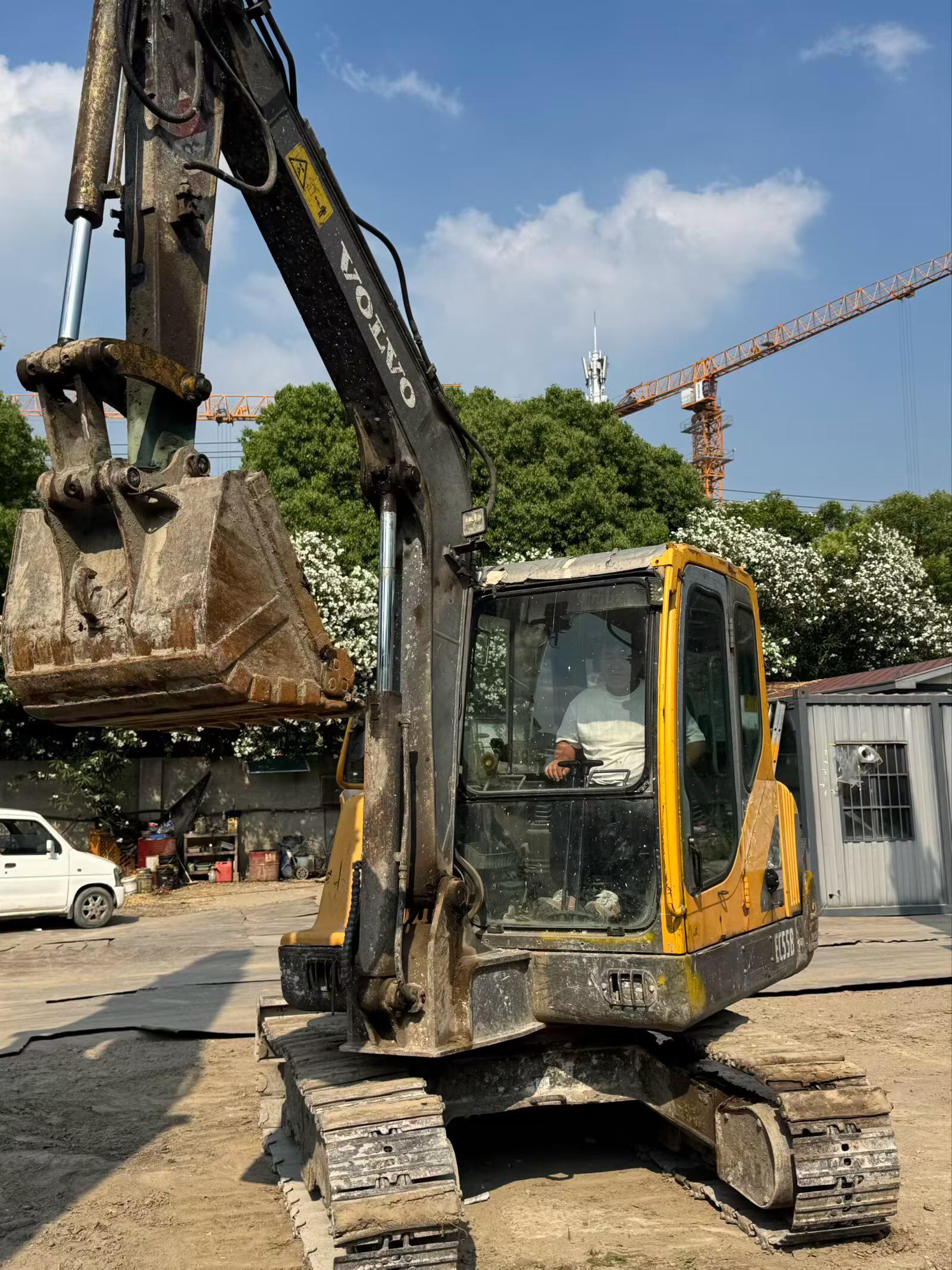 Buy Volvo EC55 Used Excavator / 2 Buy Volvo EC55 Used Excavator / 2