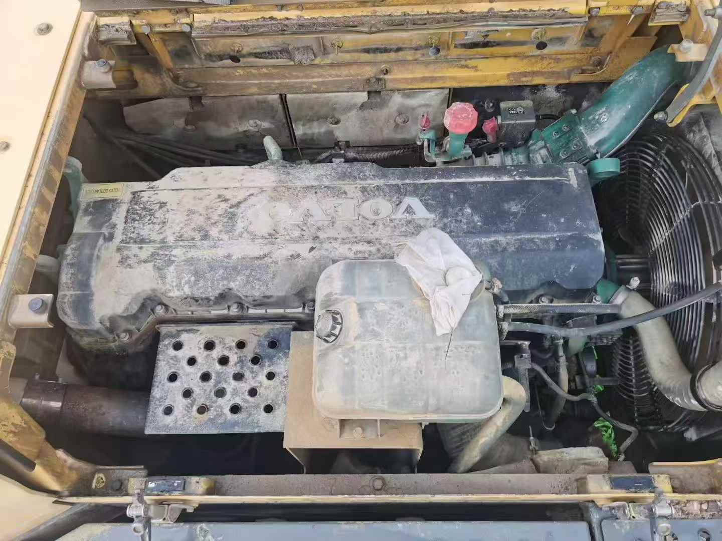 Buy Volvo EC480D Used Excavator / 8 Buy Volvo EC480D Used Excavator / 8