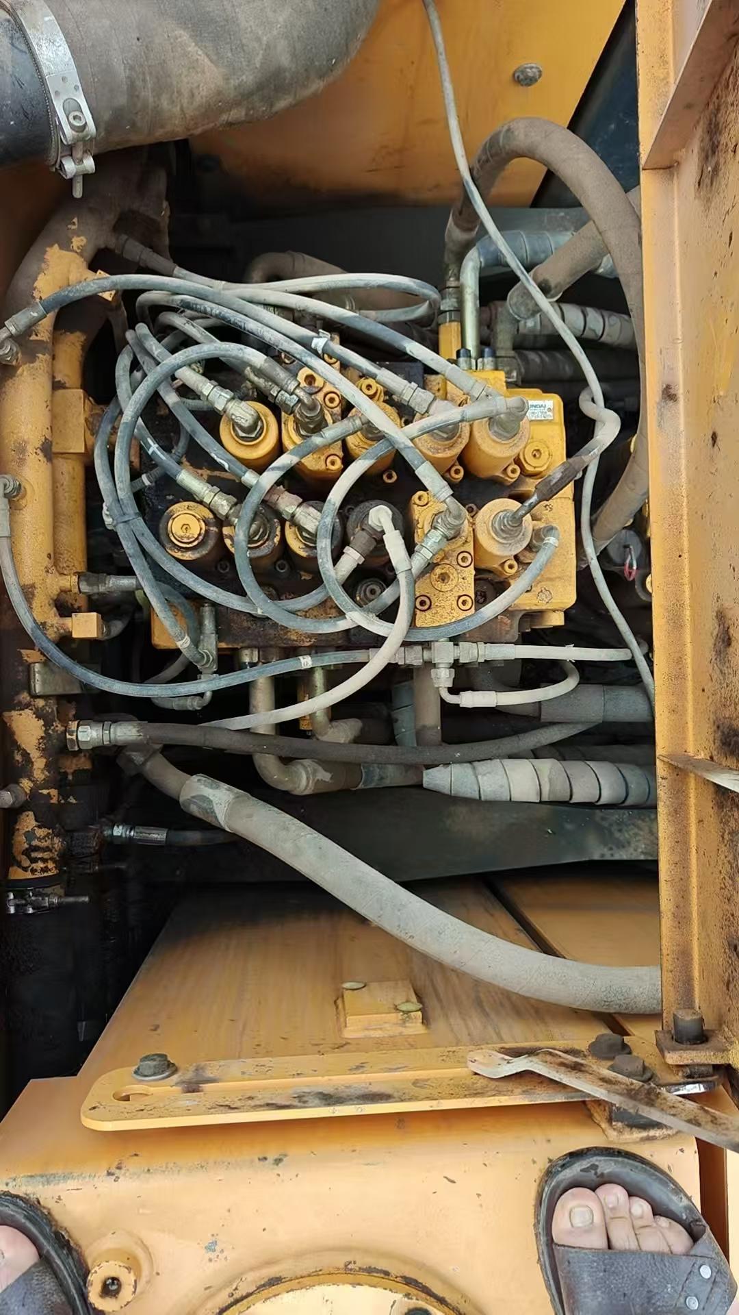 Buy Hyundai R215-7 Used Excavator / 7