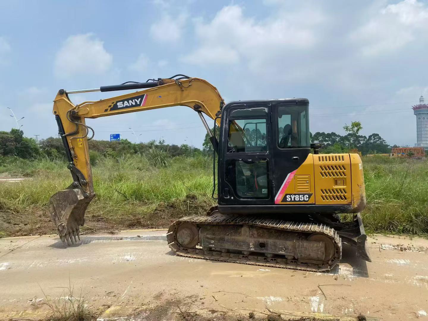 Buy Sany SY75 Used Excavator / 5 Buy Sany SY75 Used Excavator / 5
