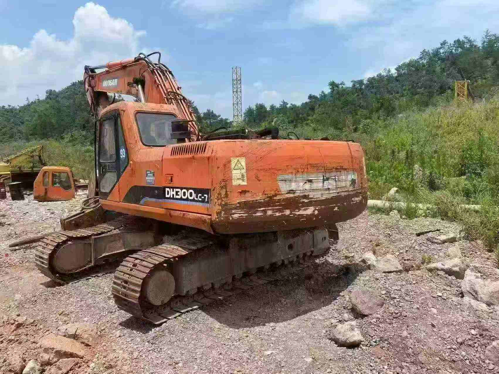 Acheter Pelle Doosan S300 d'occasion / 4