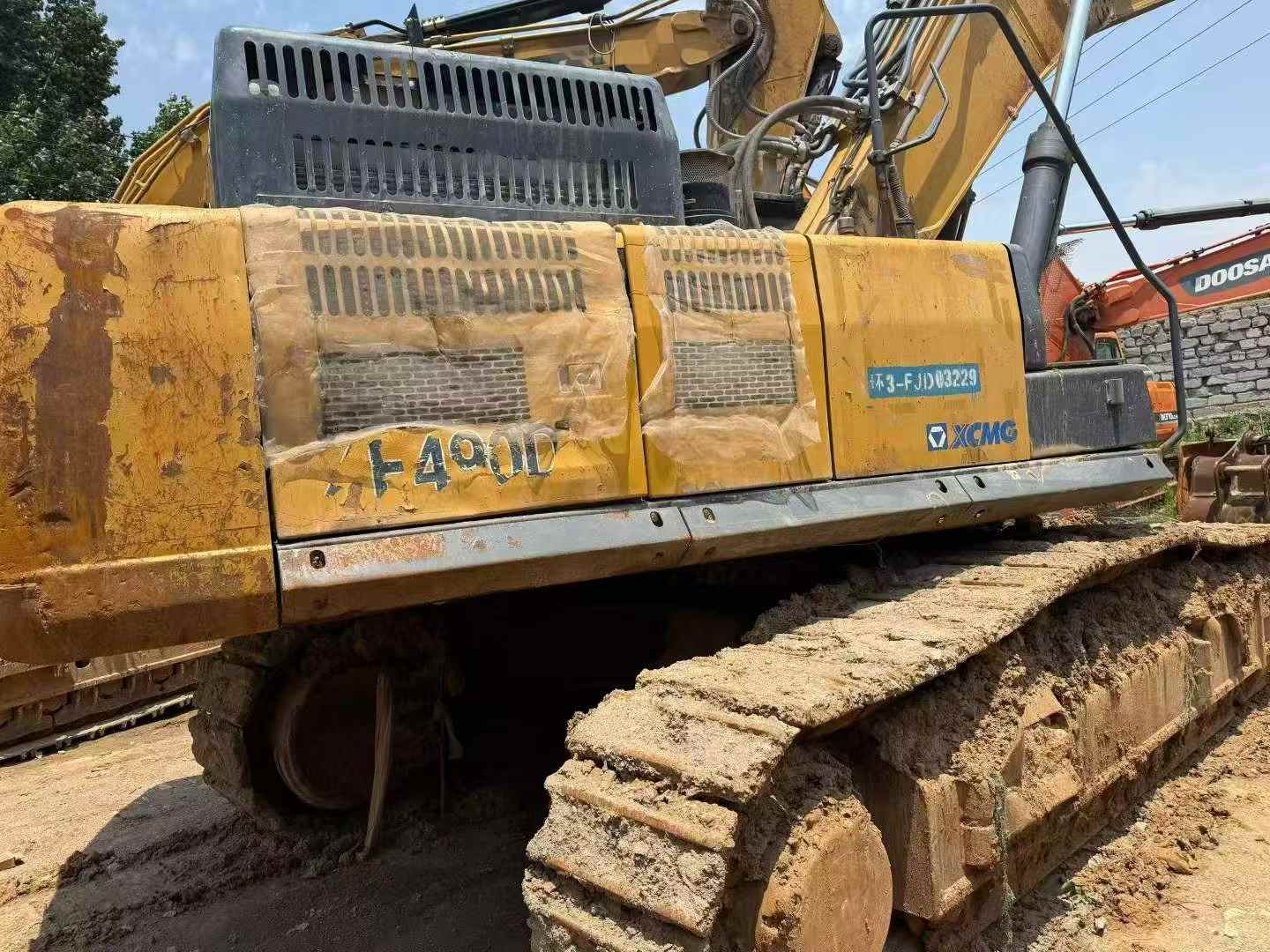 Buy XCMG XE470 Used Excavator