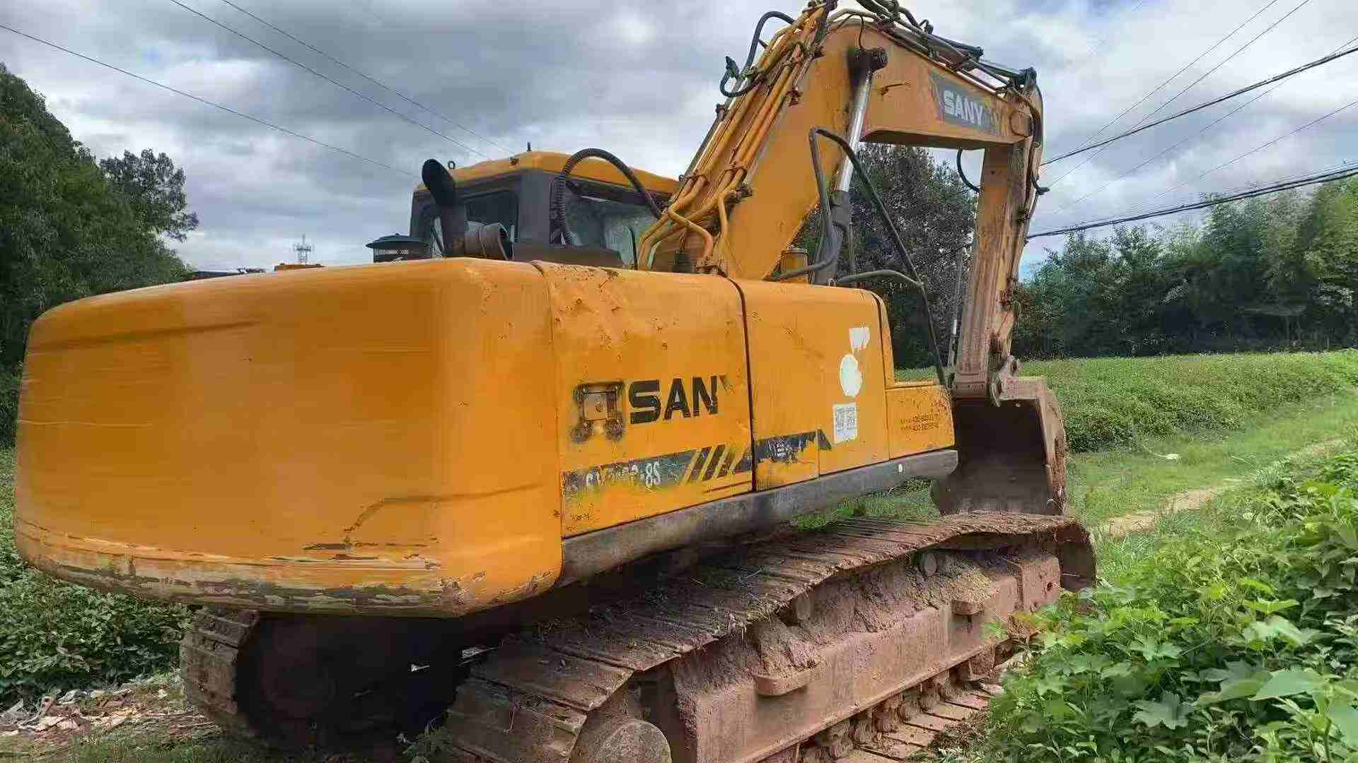 Buy Sany SY195C Used Excavator / 4 Buy Sany SY195C Used Excavator / 4