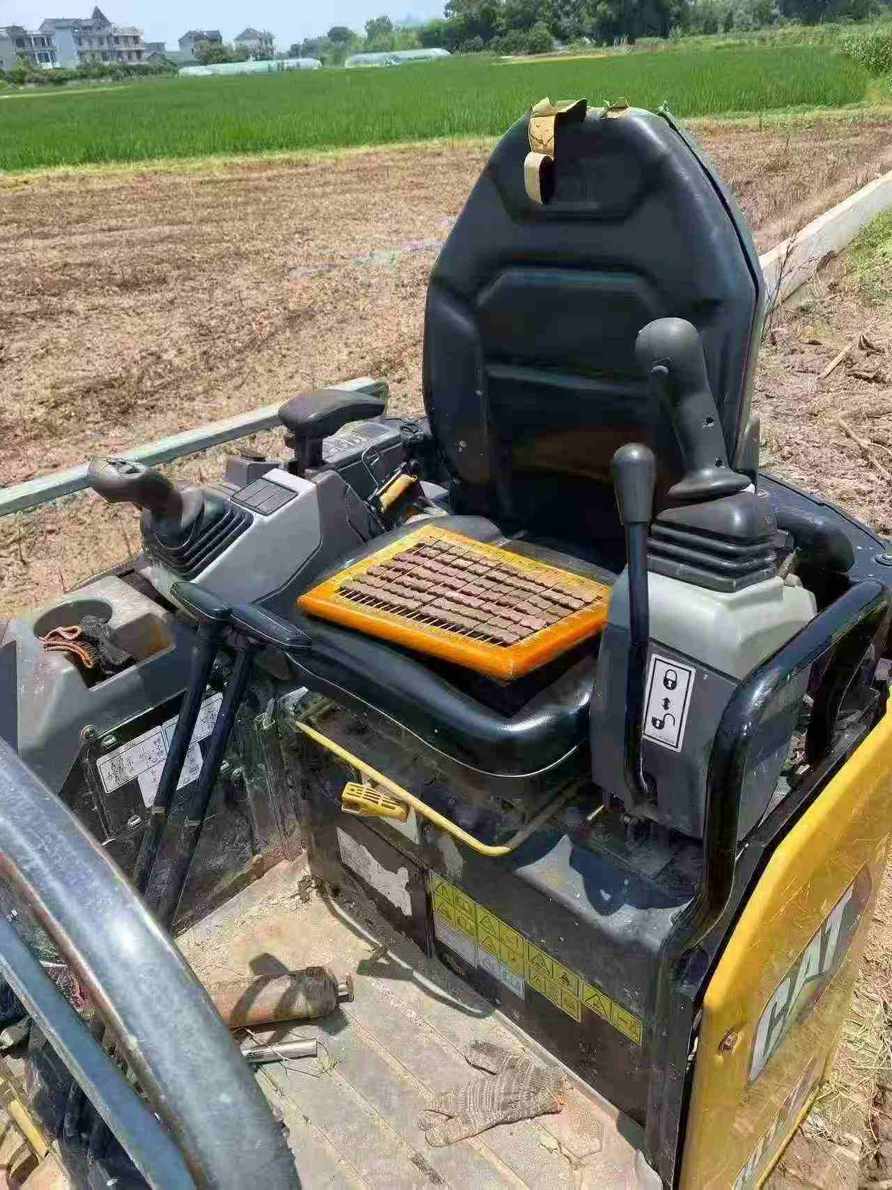 Купить Подержанный Экскаватор Caterpillar 301.4C / 3