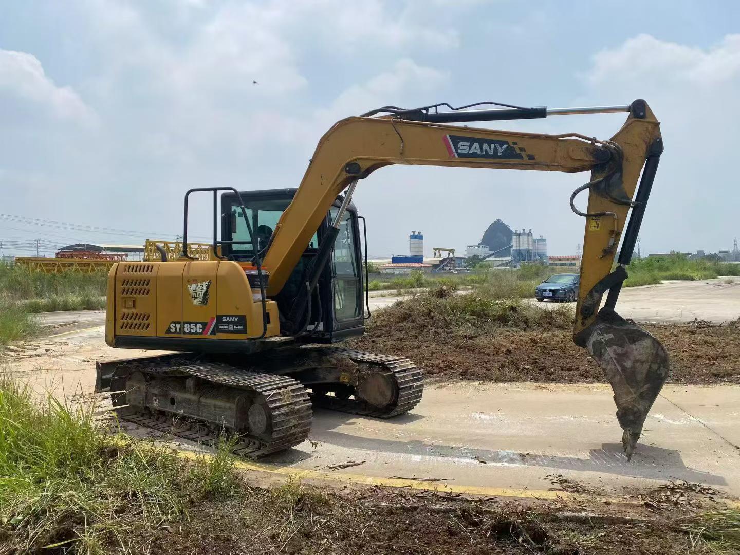 Buy Sany SY75 Used Excavator / 7 Buy Sany SY75 Used Excavator / 7