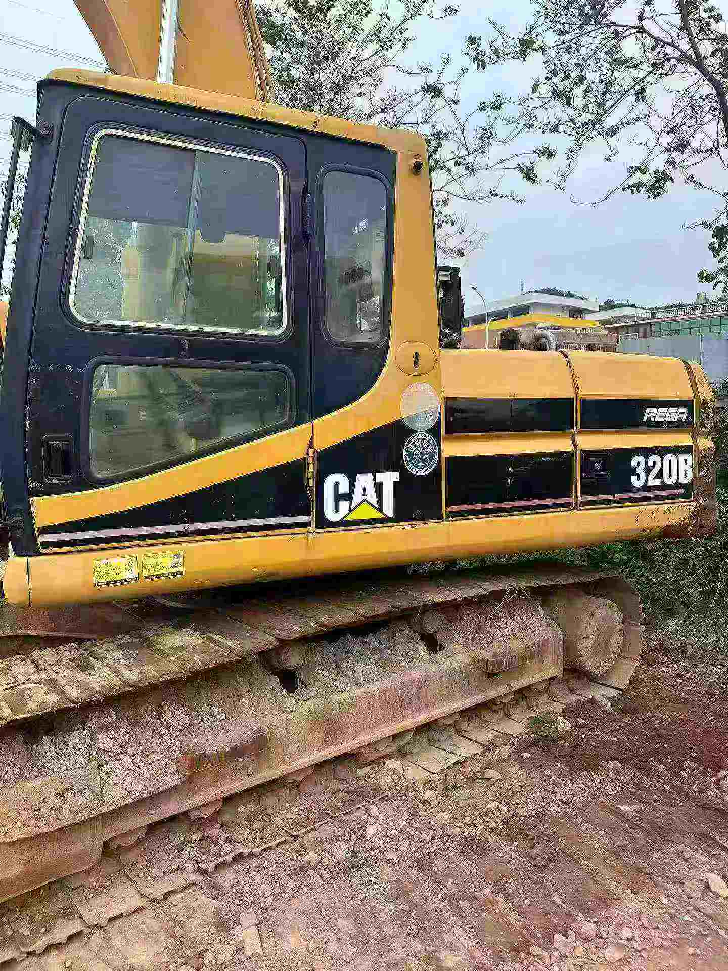 Buy Caterpillar 320B Used Excavator