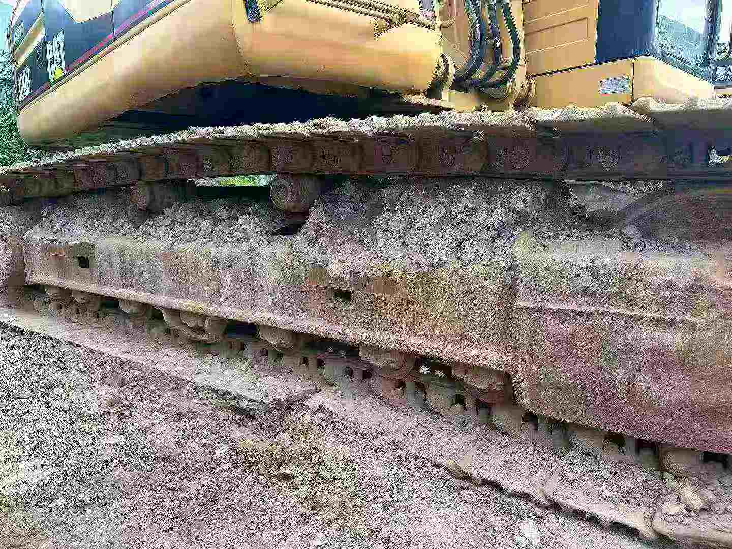 Buy Caterpillar 320B Used Excavator / 9