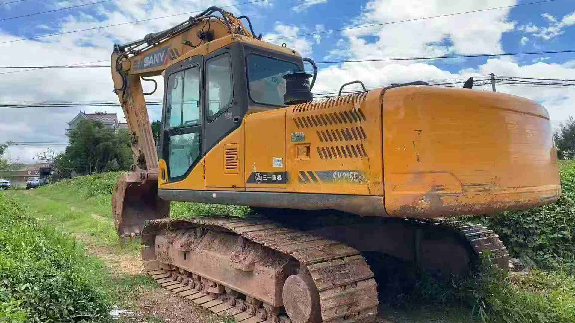 Buy Sany SY195C Used Excavator / 3 Buy Sany SY195C Used Excavator / 3