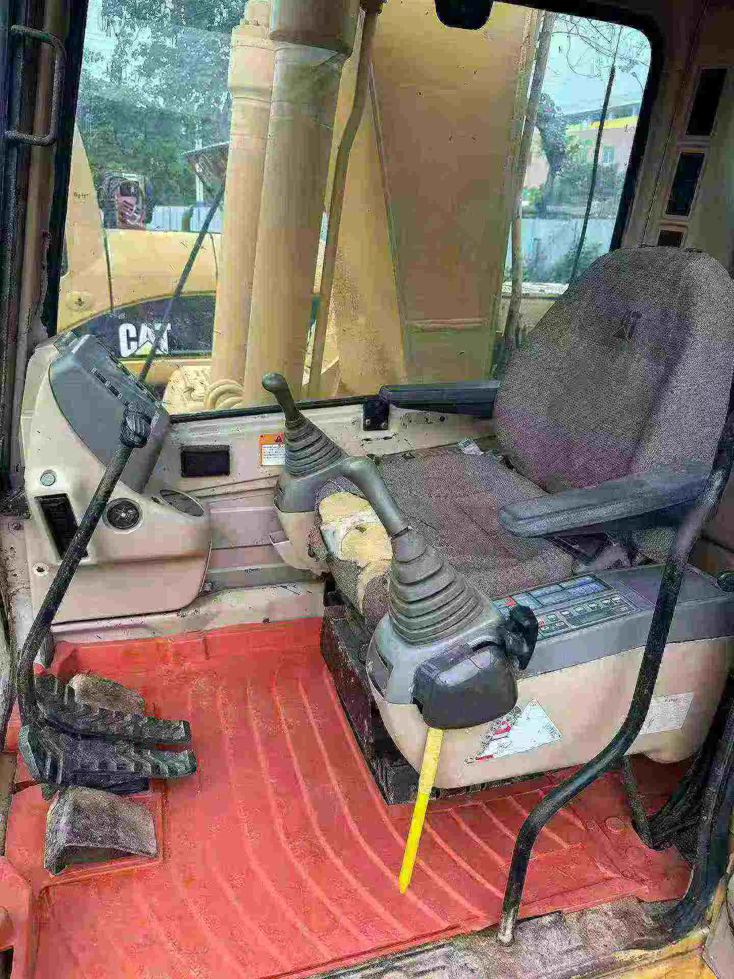 Buy Caterpillar 320B Used Excavator / 4
