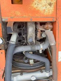 شراء حفارة Hitachi EX120 مستعملة / 4 شراء حفارة Hitachi EX120 مستعملة / 4