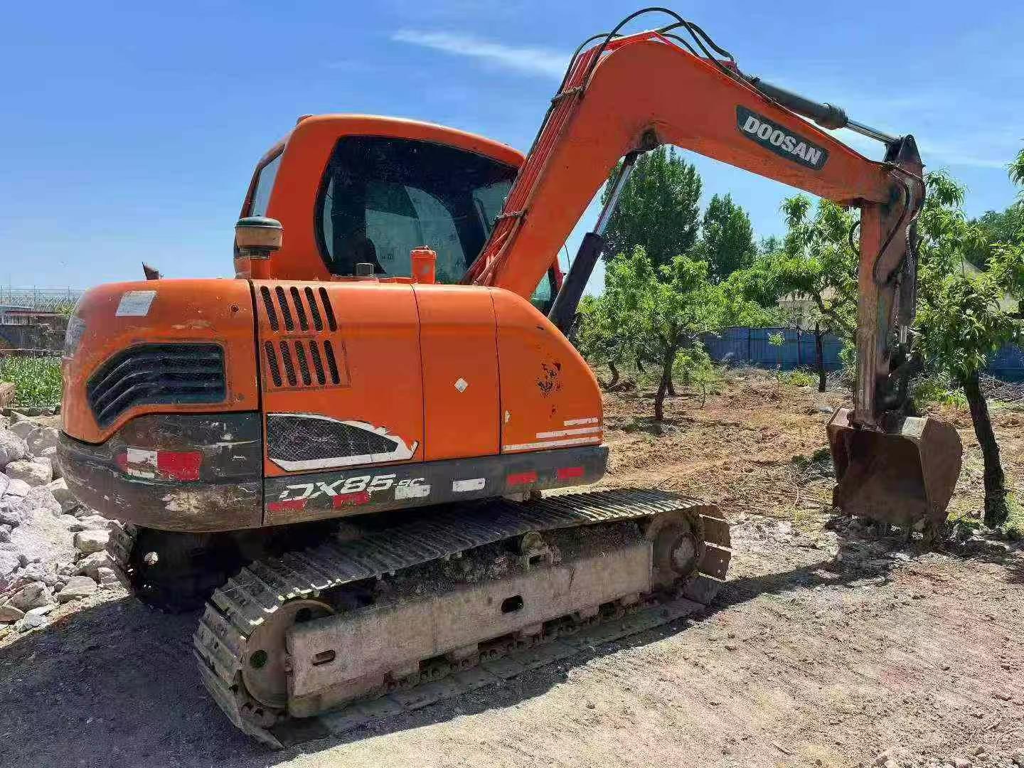 Buy Doosan DX75 Used Excavator / 2 Buy Doosan DX75 Used Excavator / 2