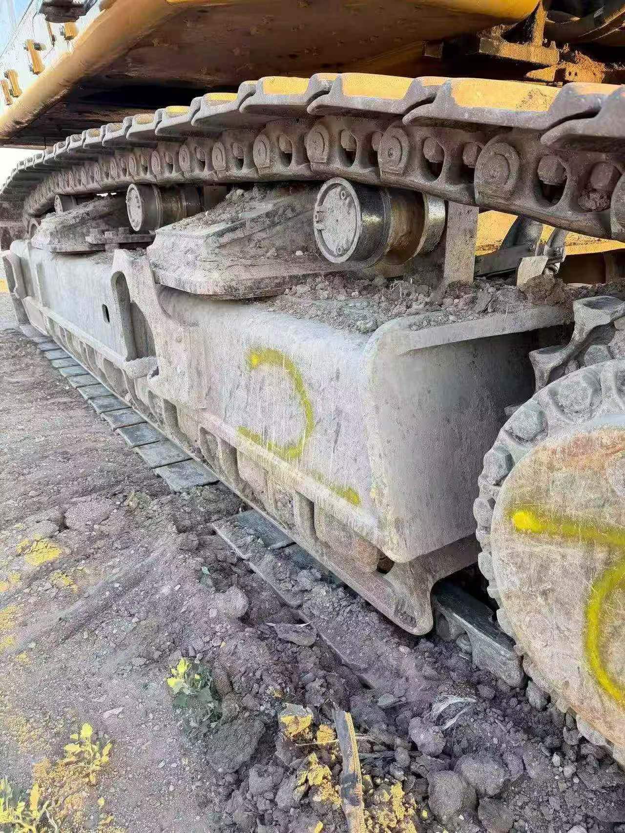 Buy Caterpillar 374D Used Excavator / 9 Buy Caterpillar 374D Used Excavator / 9