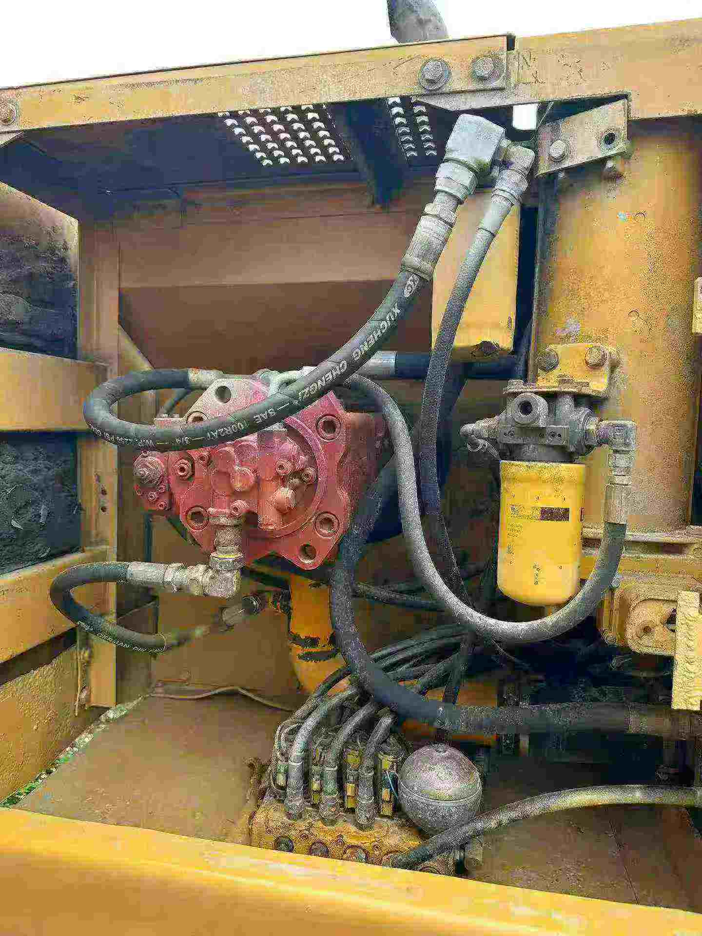 Buy Caterpillar 320B Used Excavator / 7
