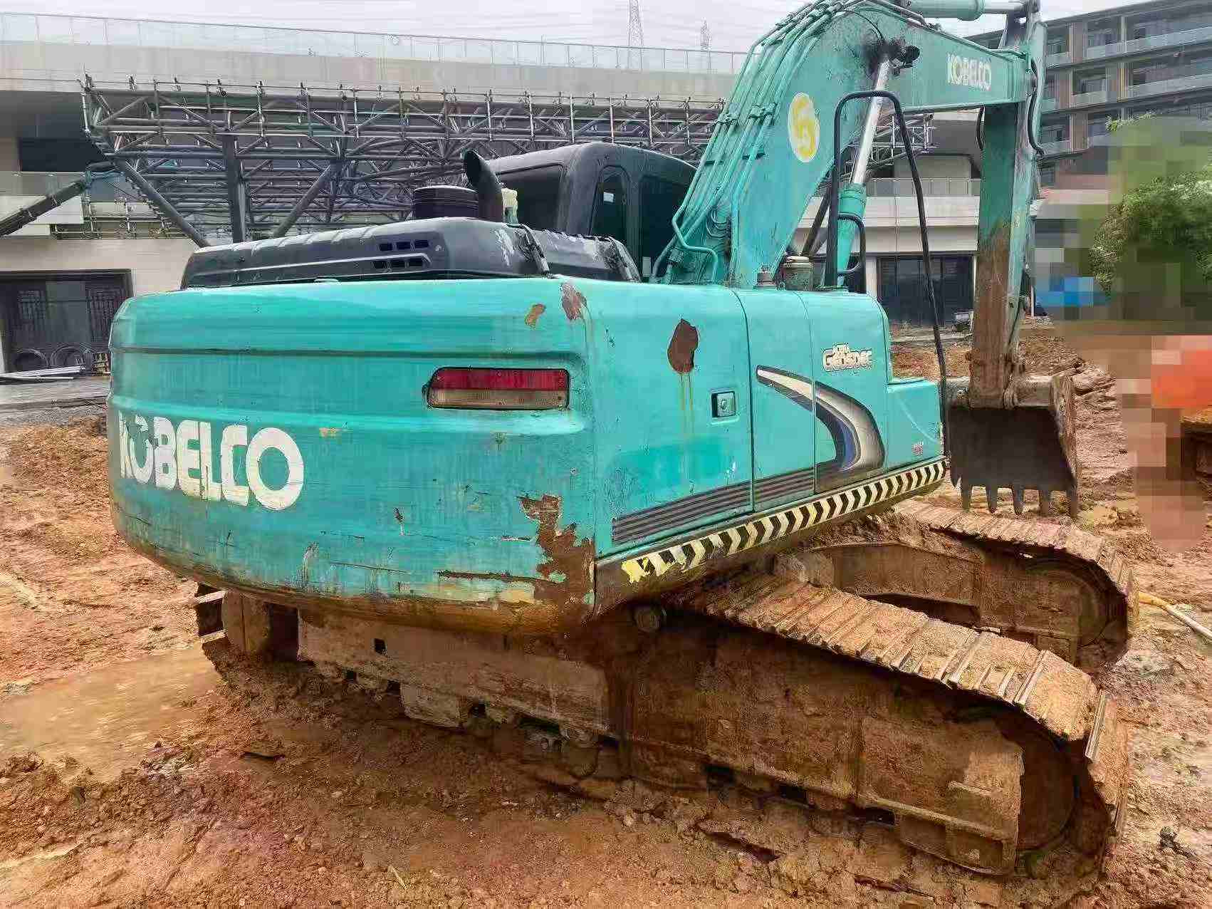 Acheter Pelle Kobelco SK210 d'occasion / 2
