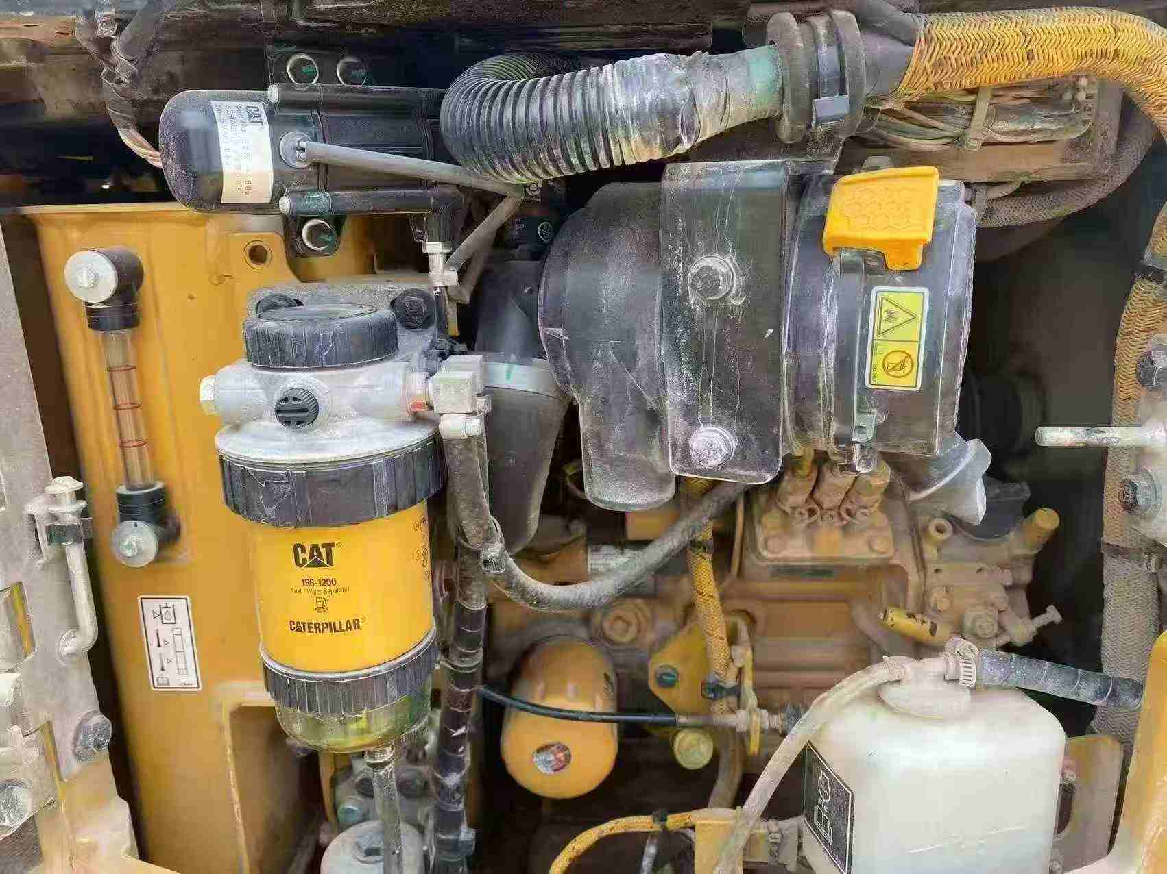 Купить Подержанный Экскаватор Caterpillar 301.4C / 9
