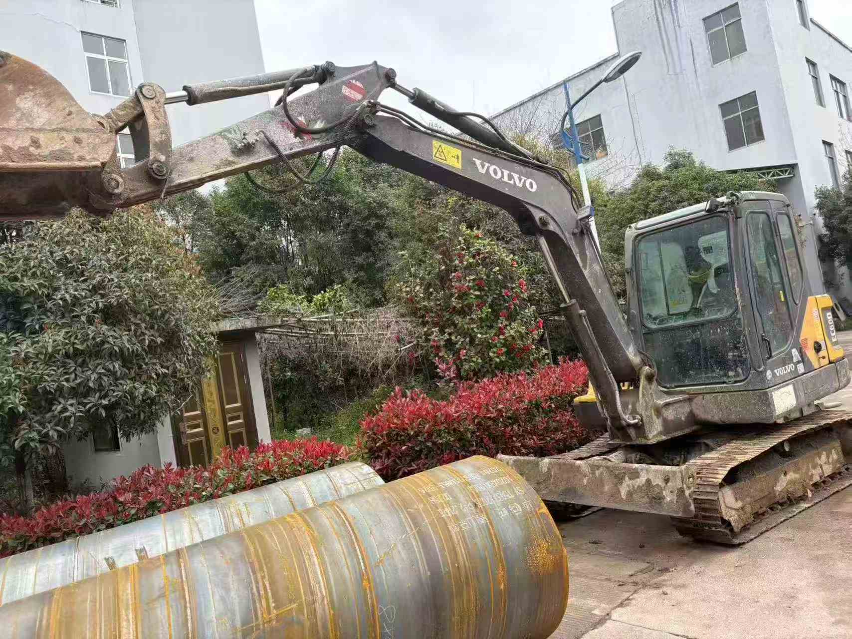 Buy Volvo EC55 Used Excavator / 2 Buy Volvo EC55 Used Excavator / 2