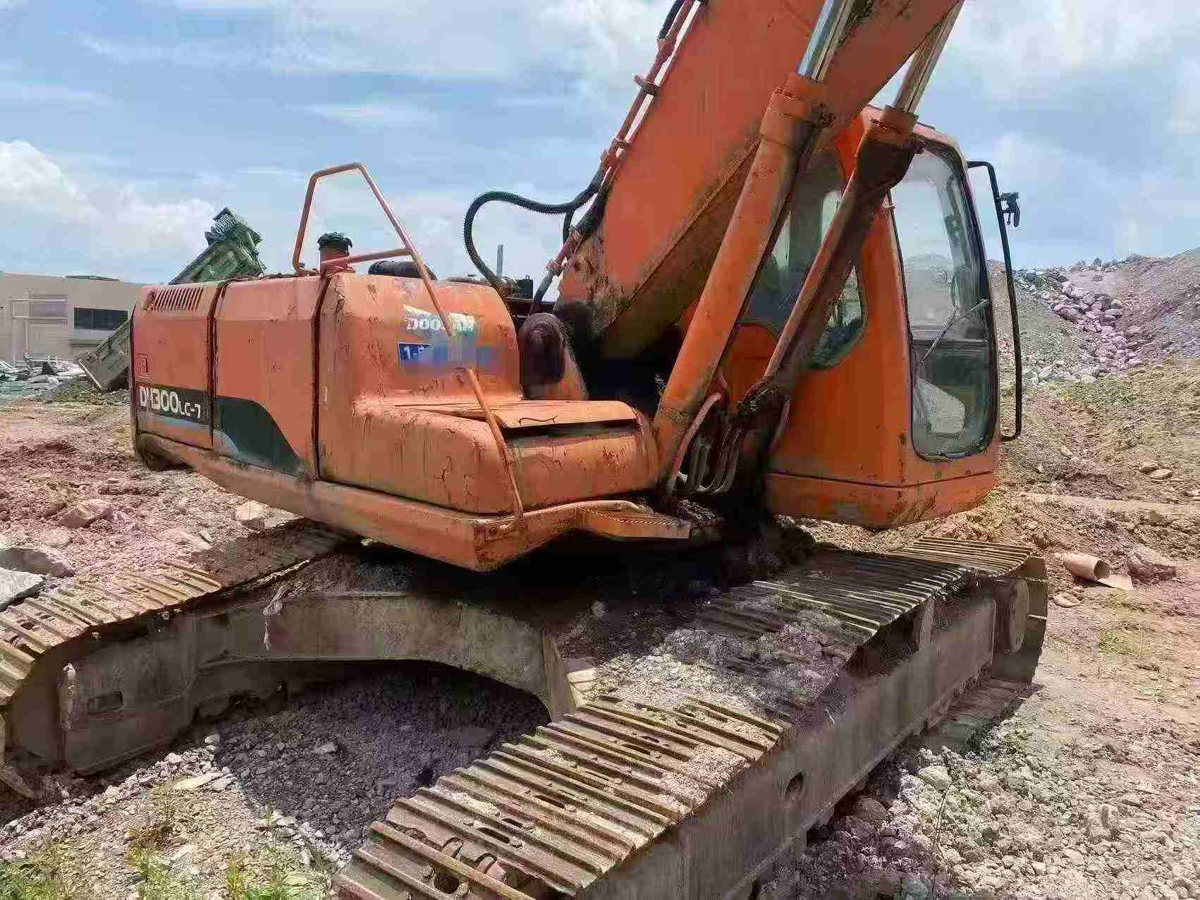 Acheter Pelle Doosan S300 d'occasion / 2