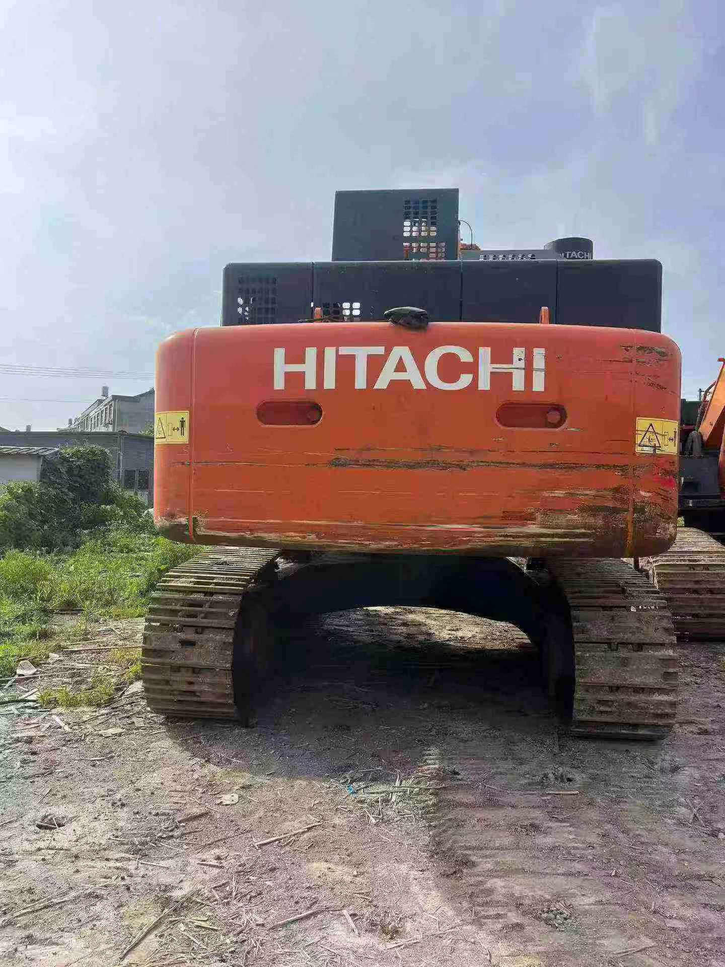 شراء Hitachi ZX490LCH-5A مستعمل حفارة