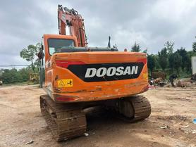 Buy Doosan S130W-3 Used Excavator / 2 Buy Doosan S130W-3 Used Excavator / 2