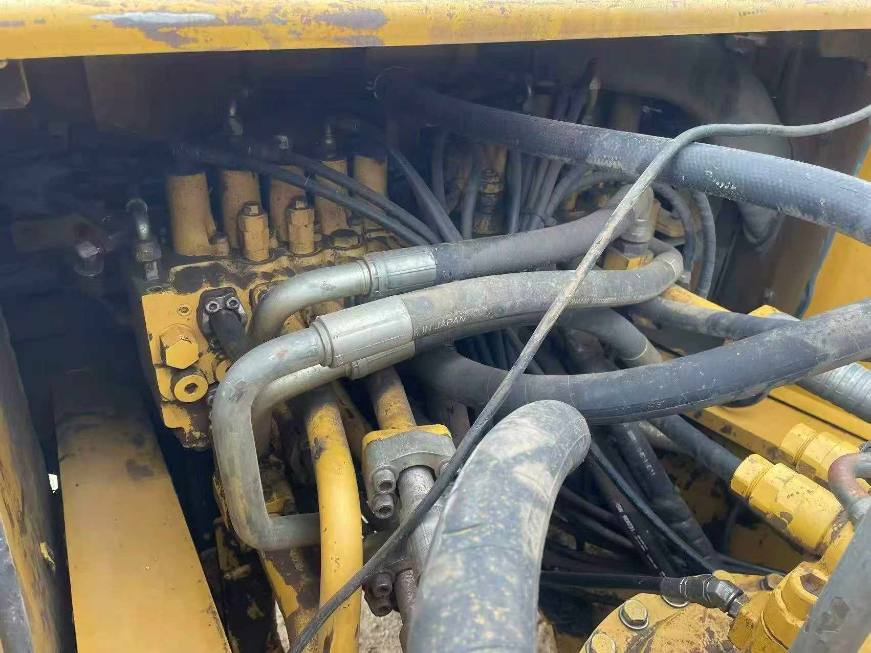 شراء حفارة Caterpillar 336E مستعملة / 6