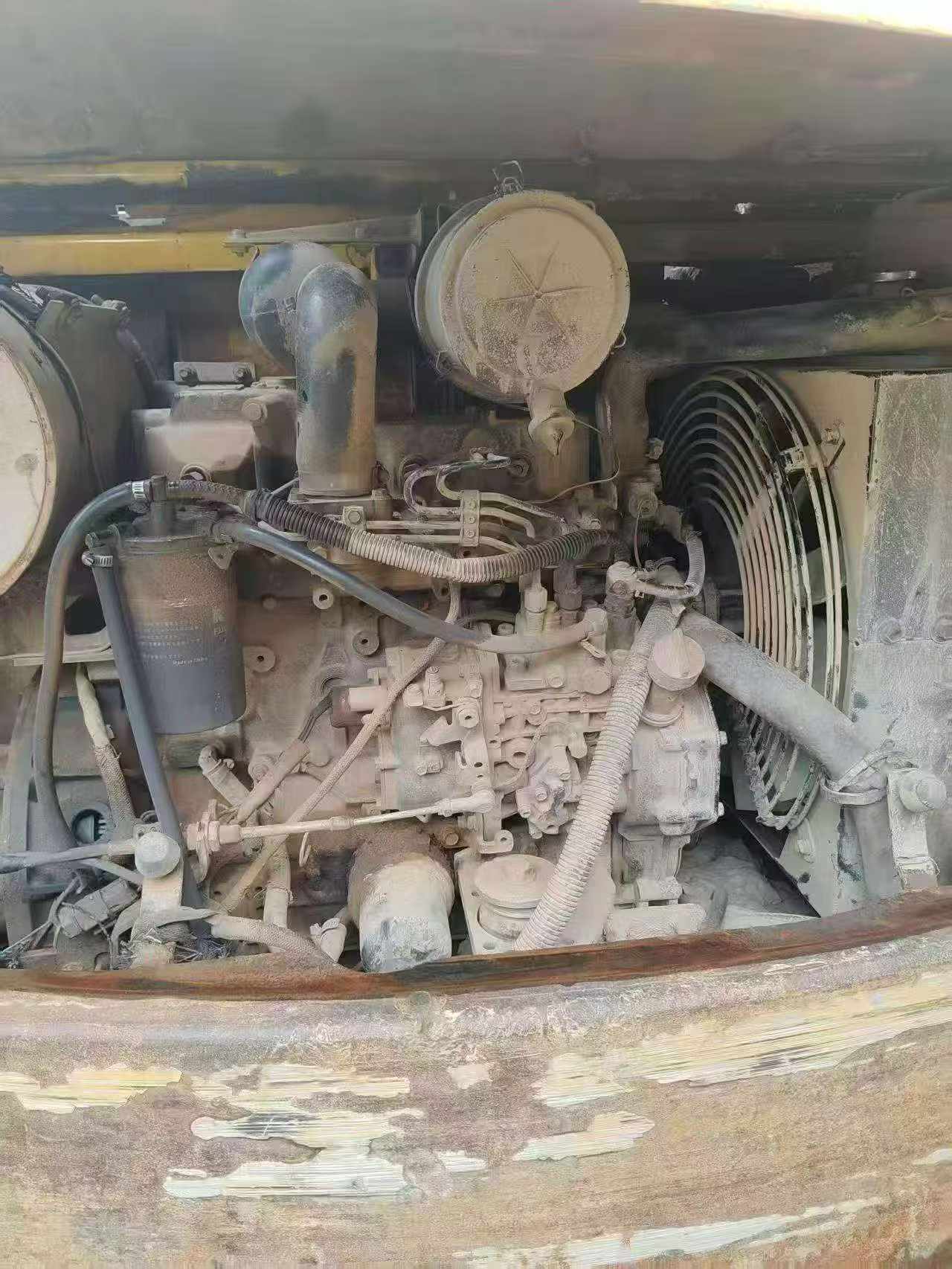 Compre Excavadora Hyundai R80G Usada / 4