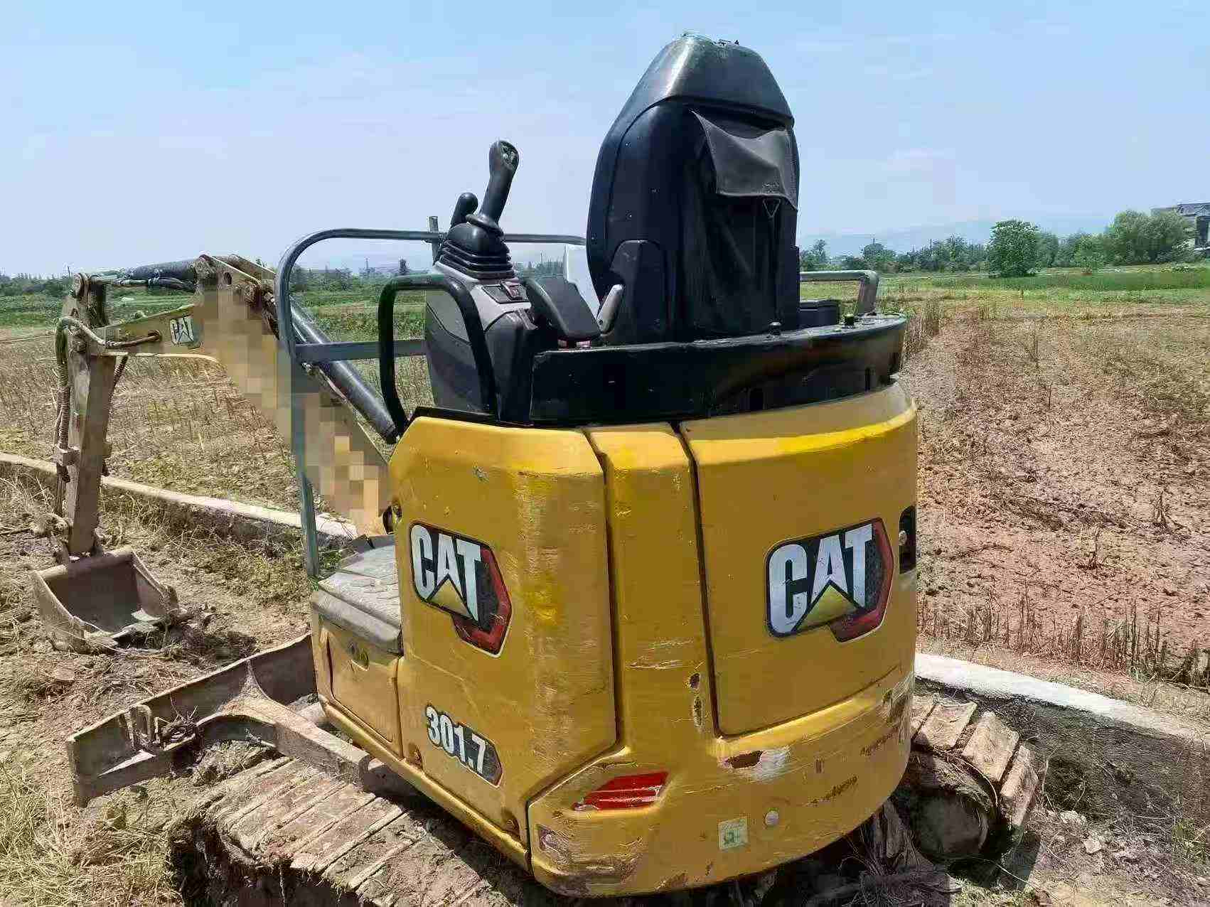 Купить Подержанный Экскаватор Caterpillar 301.4C / 2