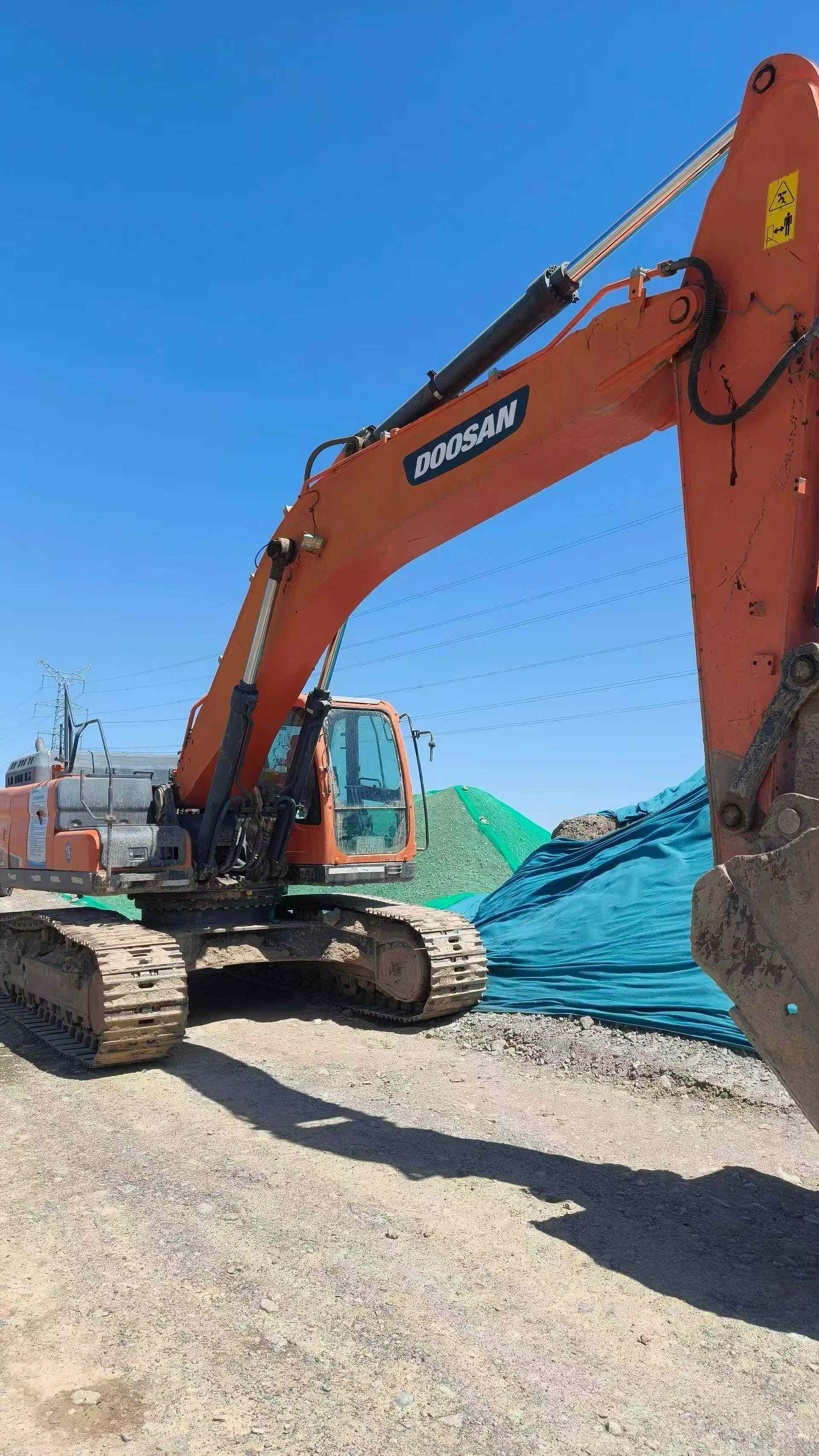 Buy Doosan DX340 Used Excavator / 8 Buy Doosan DX340 Used Excavator / 8