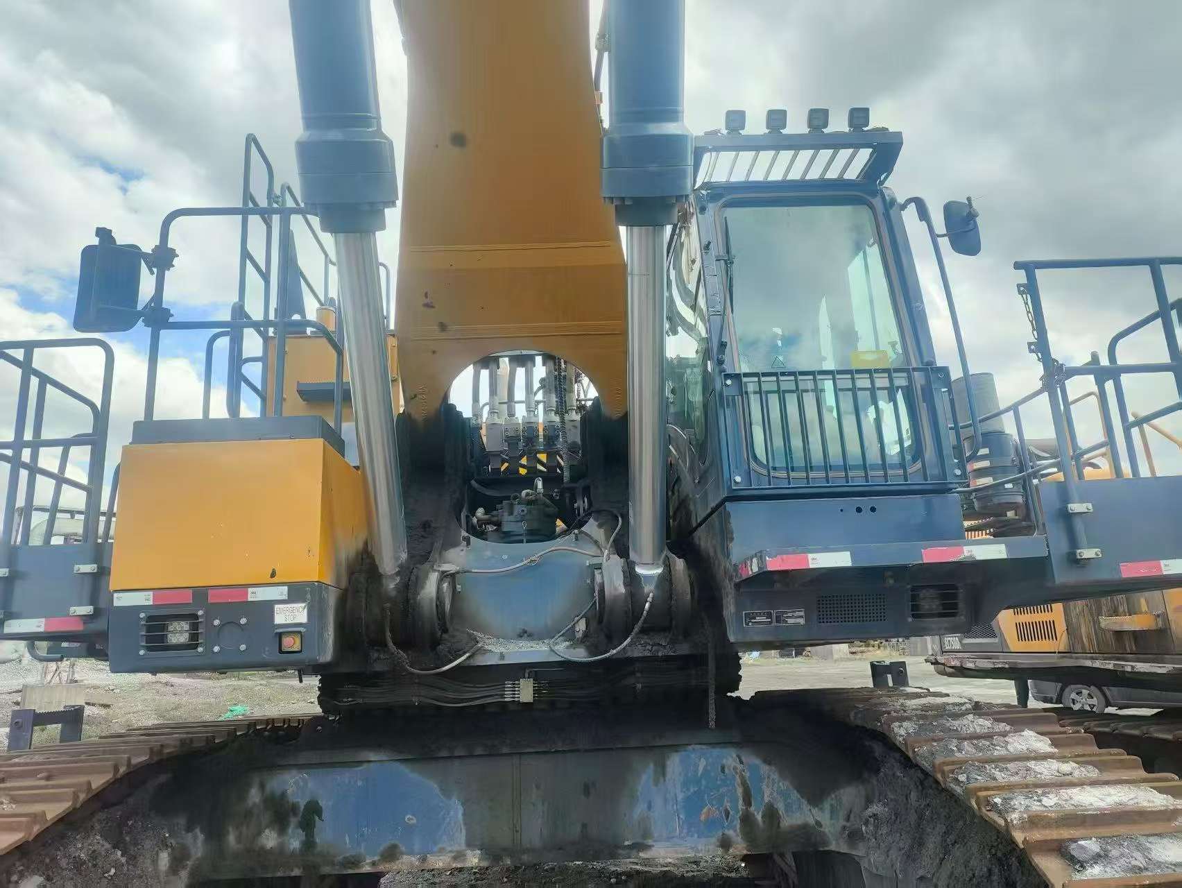 Acheter Pelle XCMG XE1250 d'occasion / 3
