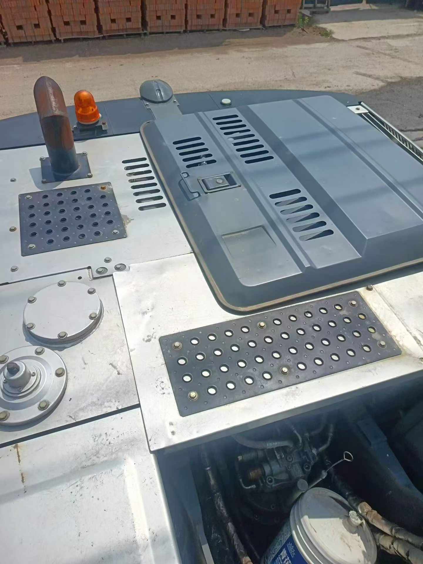 Купить Подержанный Экскаватор Hitachi EX200 / 5