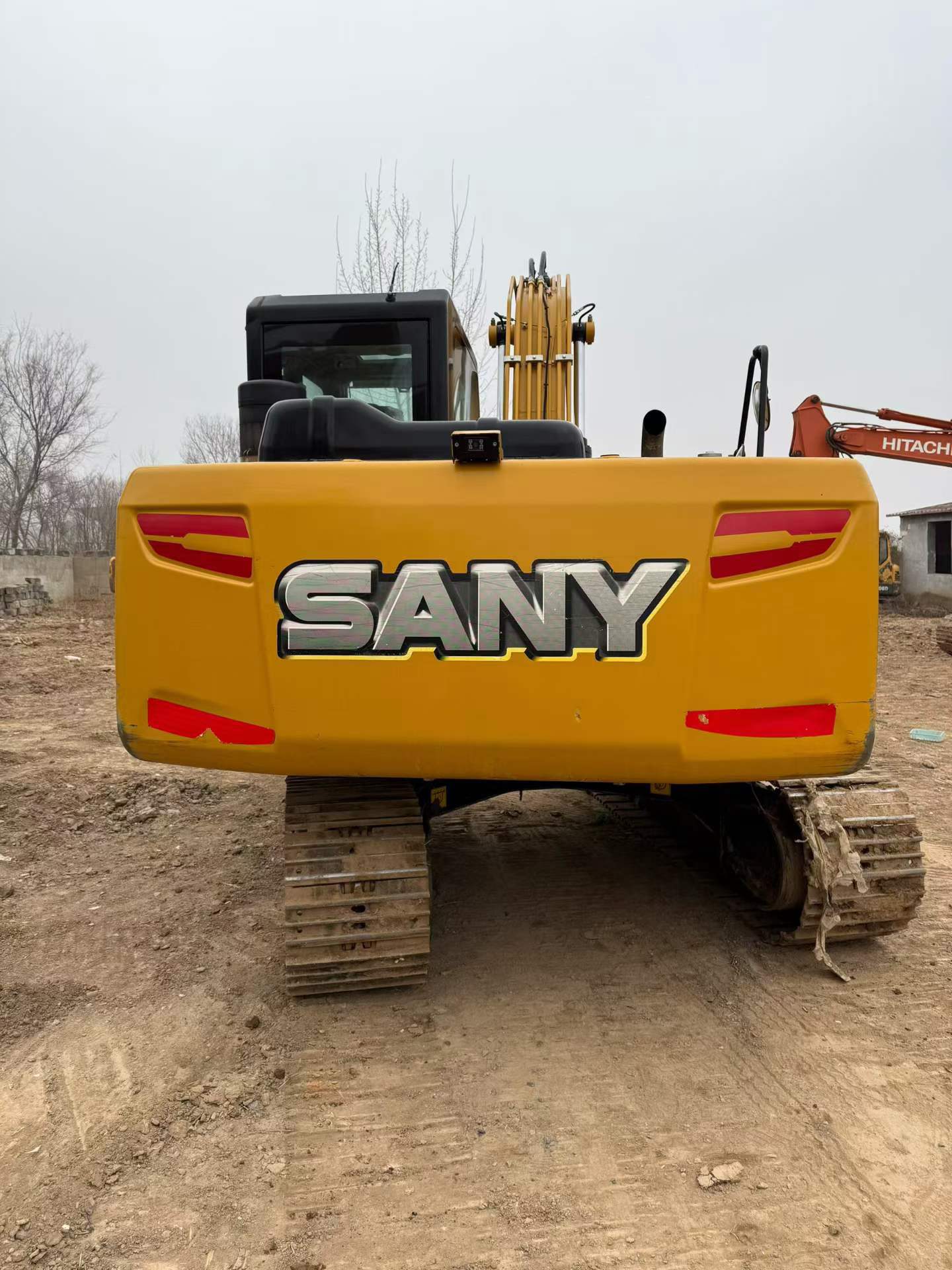 Buy Sany SY135 Used Excavator / 2 Buy Sany SY135 Used Excavator / 2