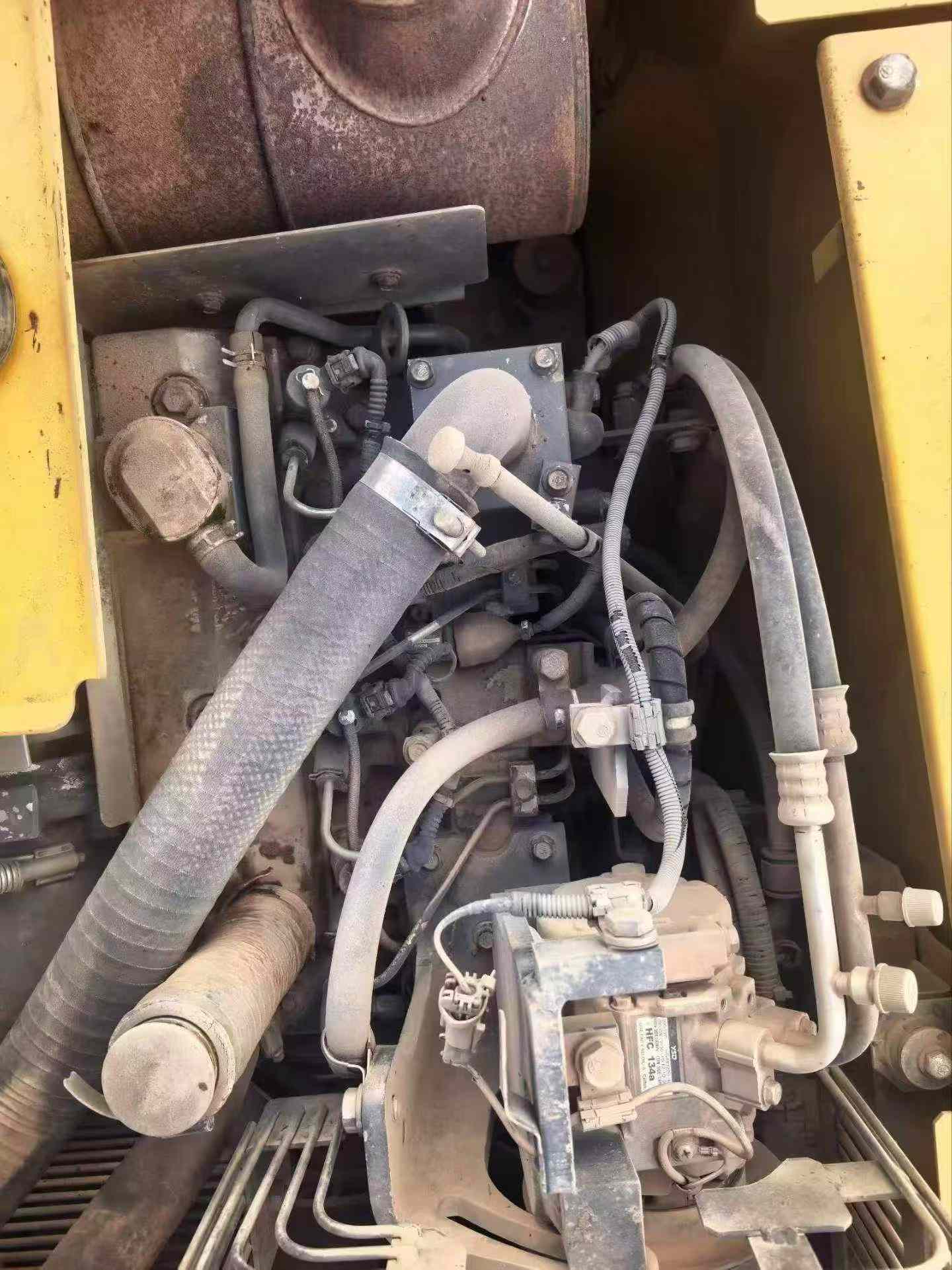 Buy Komatsu PC130-8 Used Excavator / 4 Buy Komatsu PC130-8 Used Excavator / 4