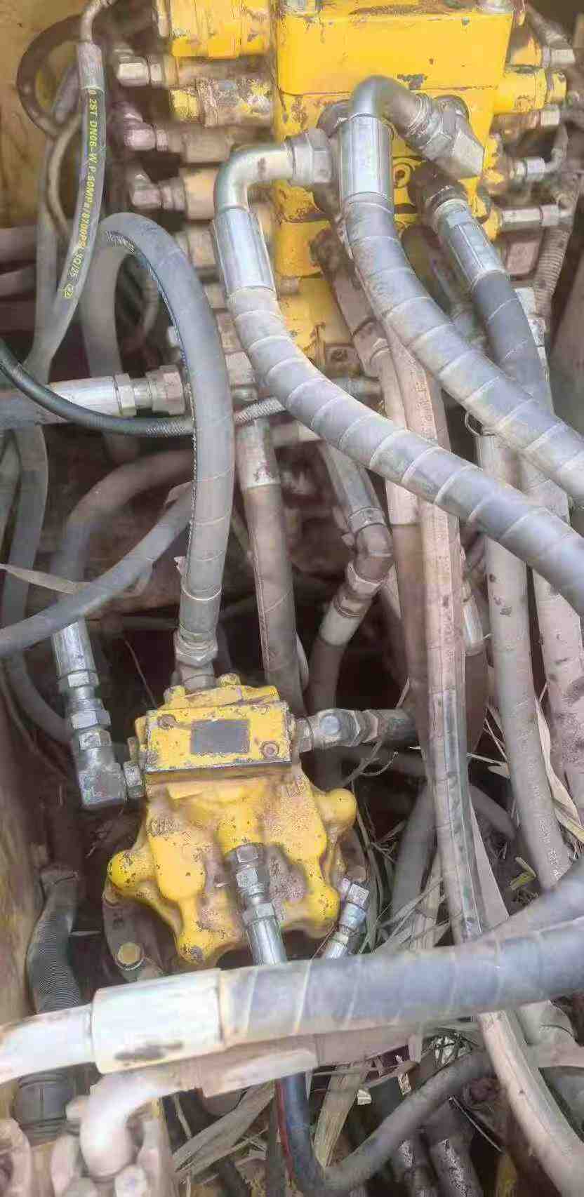 Buy Komatsu PC130-8 Used Excavator / 8 Buy Komatsu PC130-8 Used Excavator / 8