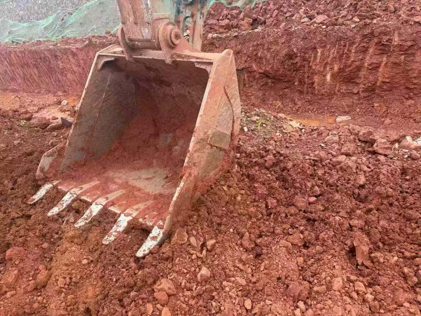 شراء حفارة Kobelco SK200-10 مستعملة / 9