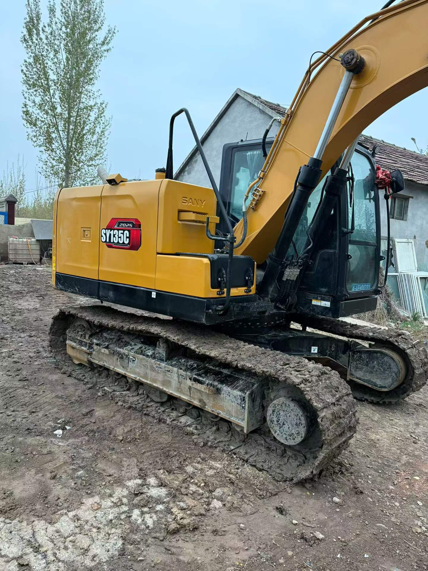 Buy Sany SY135 Used Excavator / 7 Buy Sany SY135 Used Excavator / 7