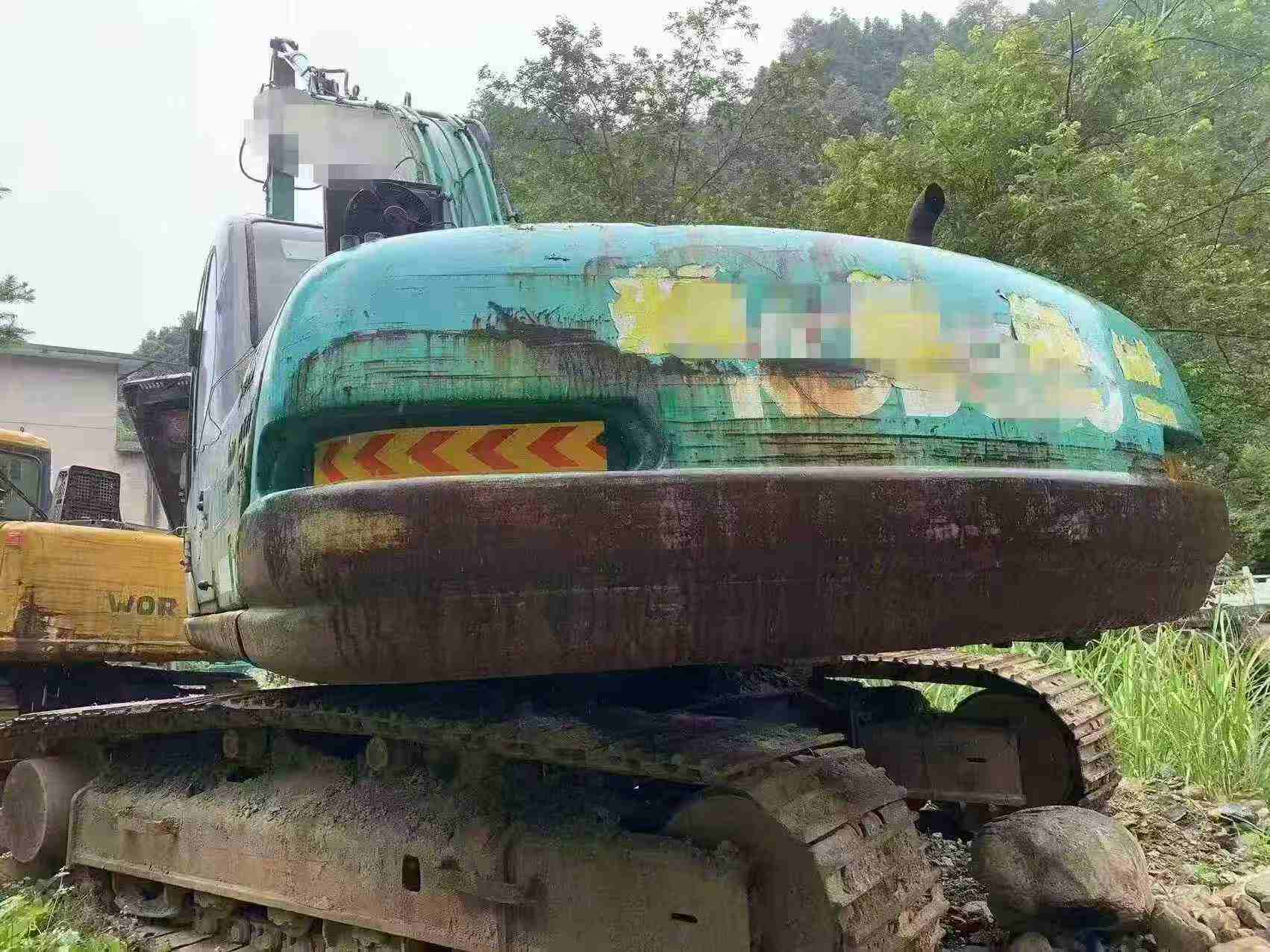 Buy Kobelco SK230 Used Excavator