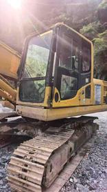 Buy Komatsu PC200 Used Excavator / 2 Buy Komatsu PC200 Used Excavator / 2