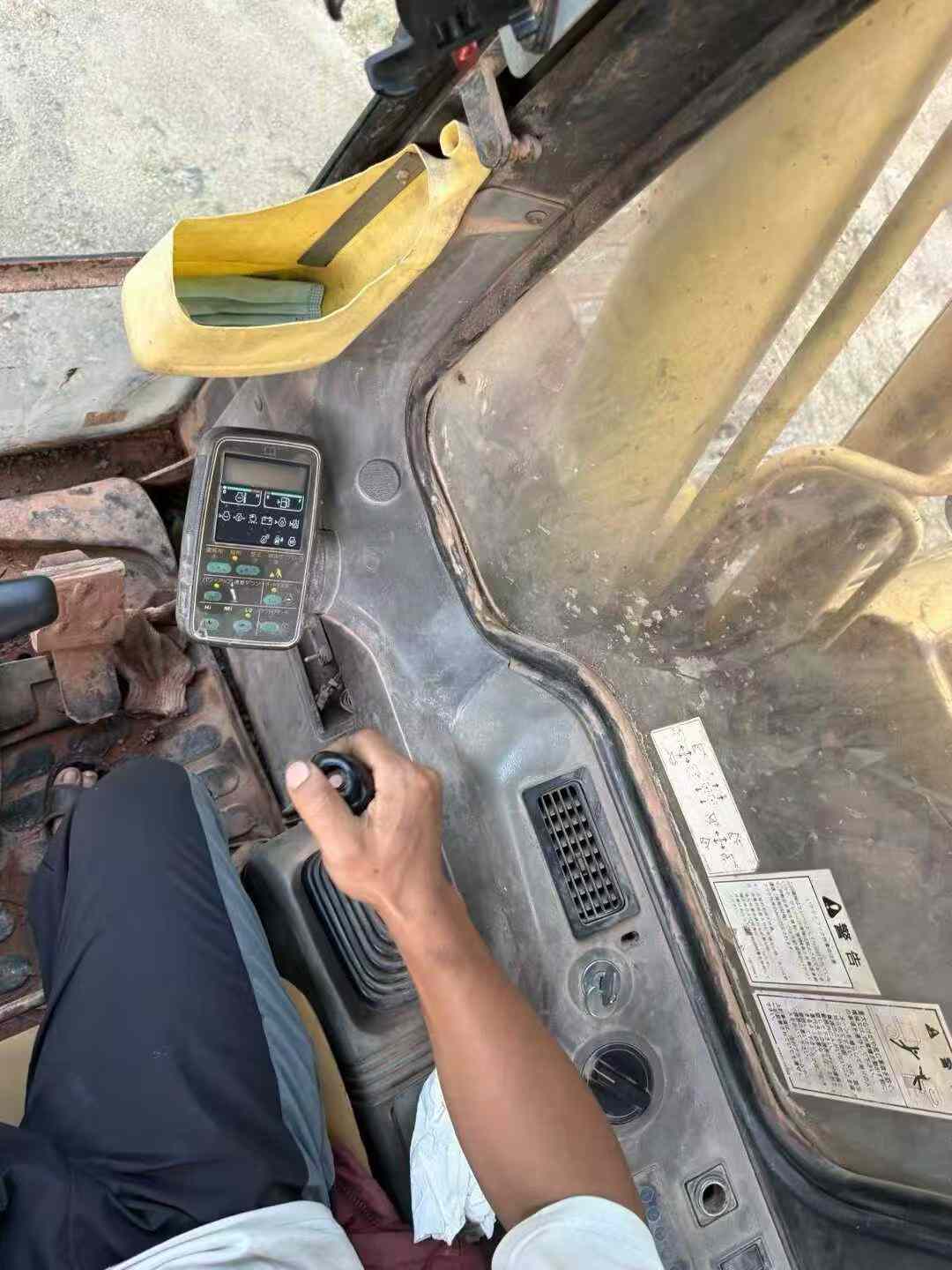 Buy Komatsu PC200 Used Excavator / 5