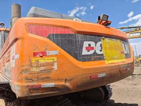 Compre Excavadora Doosan DX520LC Usada / 2 Compre Excavadora Doosan DX520LC Usada / 2
