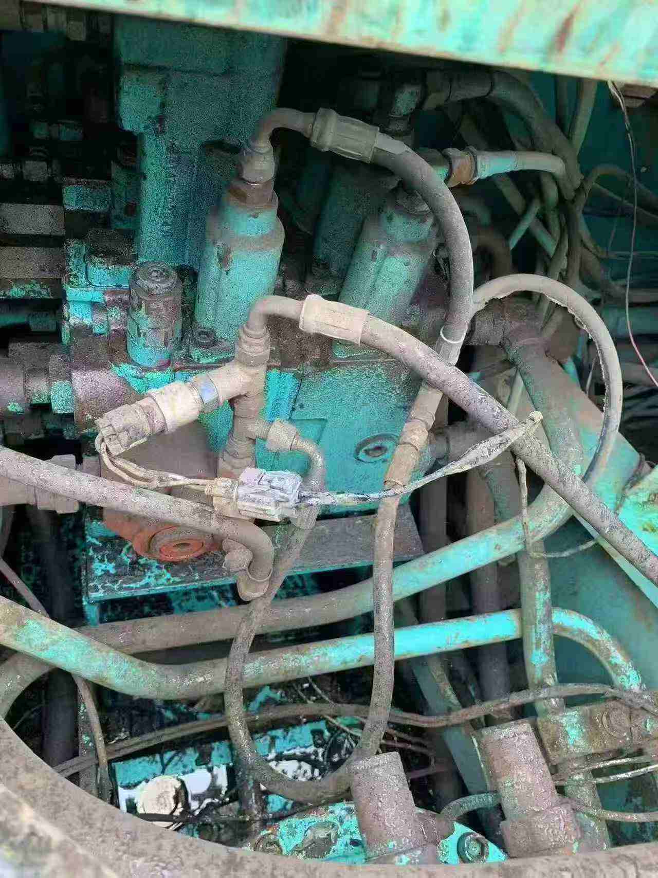 Buy Kobelco SK230 Used Excavator / 6