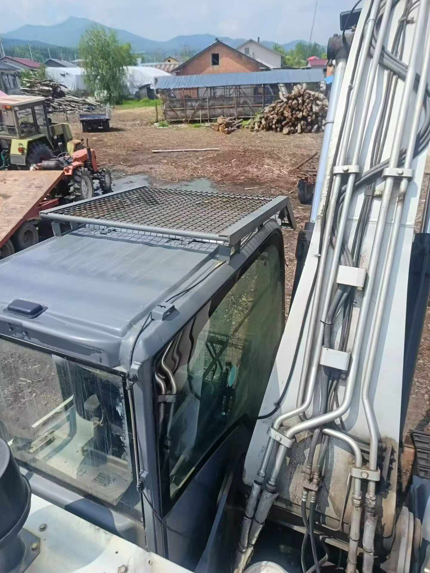 Купить Подержанный Экскаватор Hitachi EX200 / 4